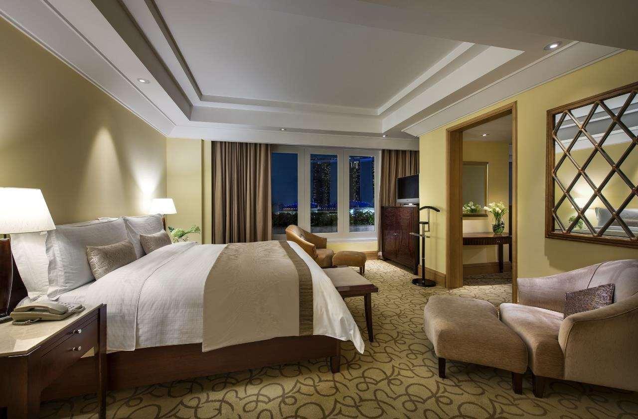 Khách sạn The Fullerton 5*